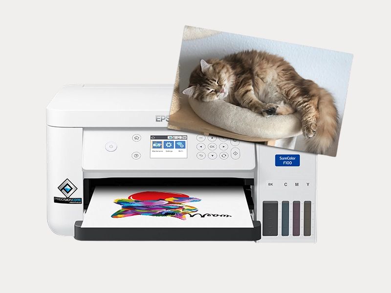 Sublimationsdrucker mit ausgedrucktem Katzendesign