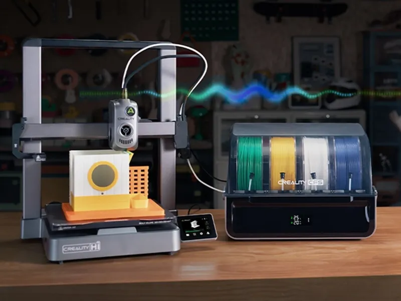 Das separat erhältliche CFS System wechselt während des 3D Druck automatisiert das Filament und Farben.