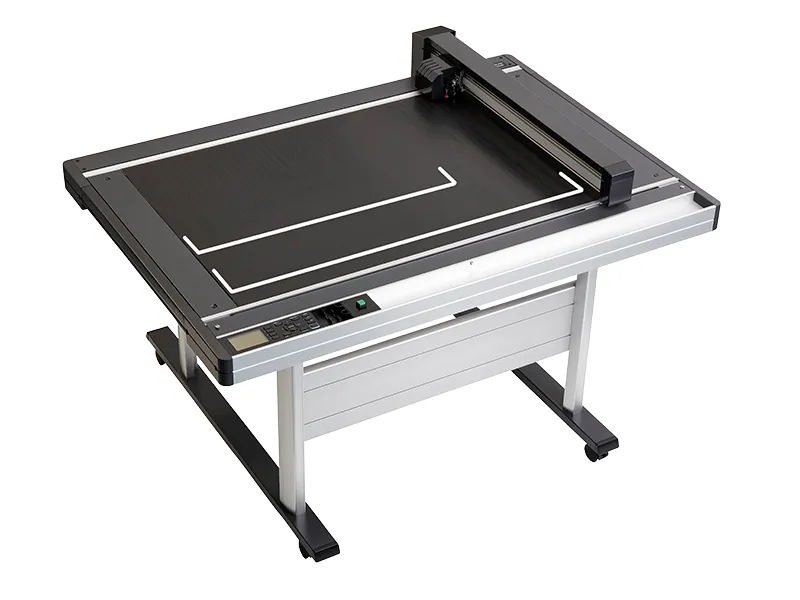 Entscheiden können Sie sich bei der FCX4000 Serie von Graphtec zwischen zwei unterschiedlichen Plotter Größen.