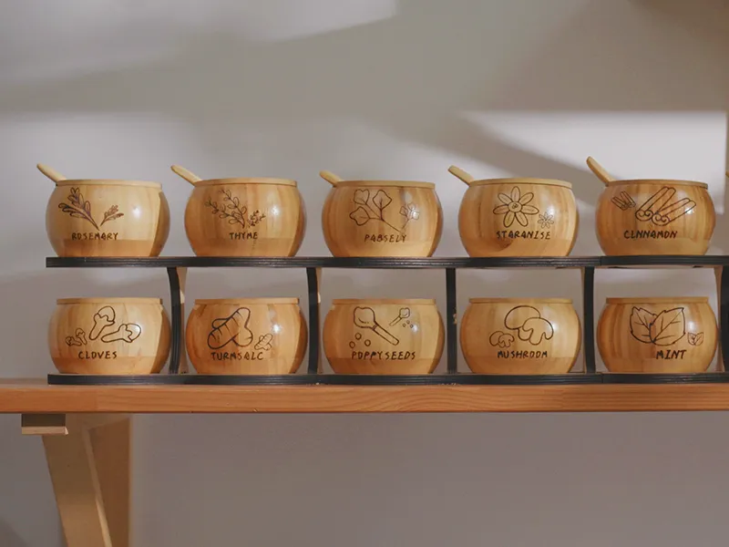 Gelaserte Holzprodukte mit dem Falcon A1 10W Diodenlaser