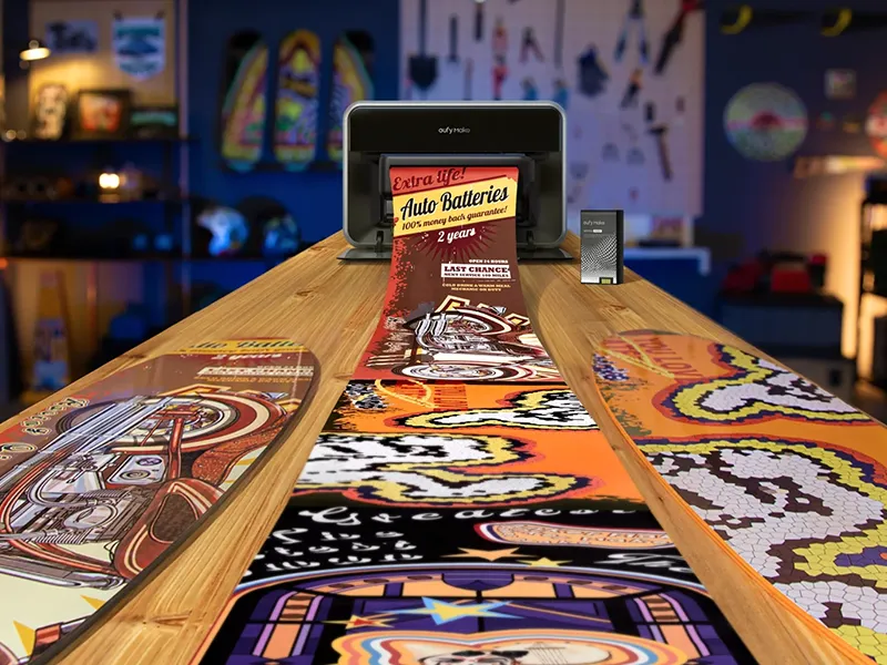 Mithilfe des separaten Rollenhalters können Sie auch größere Projekte problemlos umsetzen.